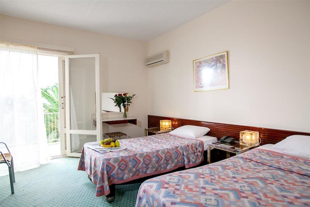 Hotel Theoxenia Anex Mesolóngion Zewnętrze zdjęcie