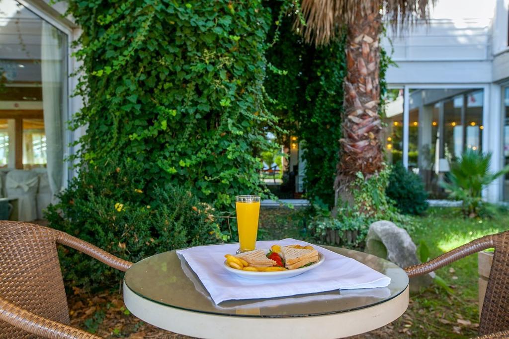 Hotel Theoxenia Anex Mesolóngion Zewnętrze zdjęcie
